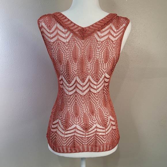 BETTE PAIGE Bronze Crochet Open Weave Crop Sleeveless Sweater Xs/S - Picture 6 of 10